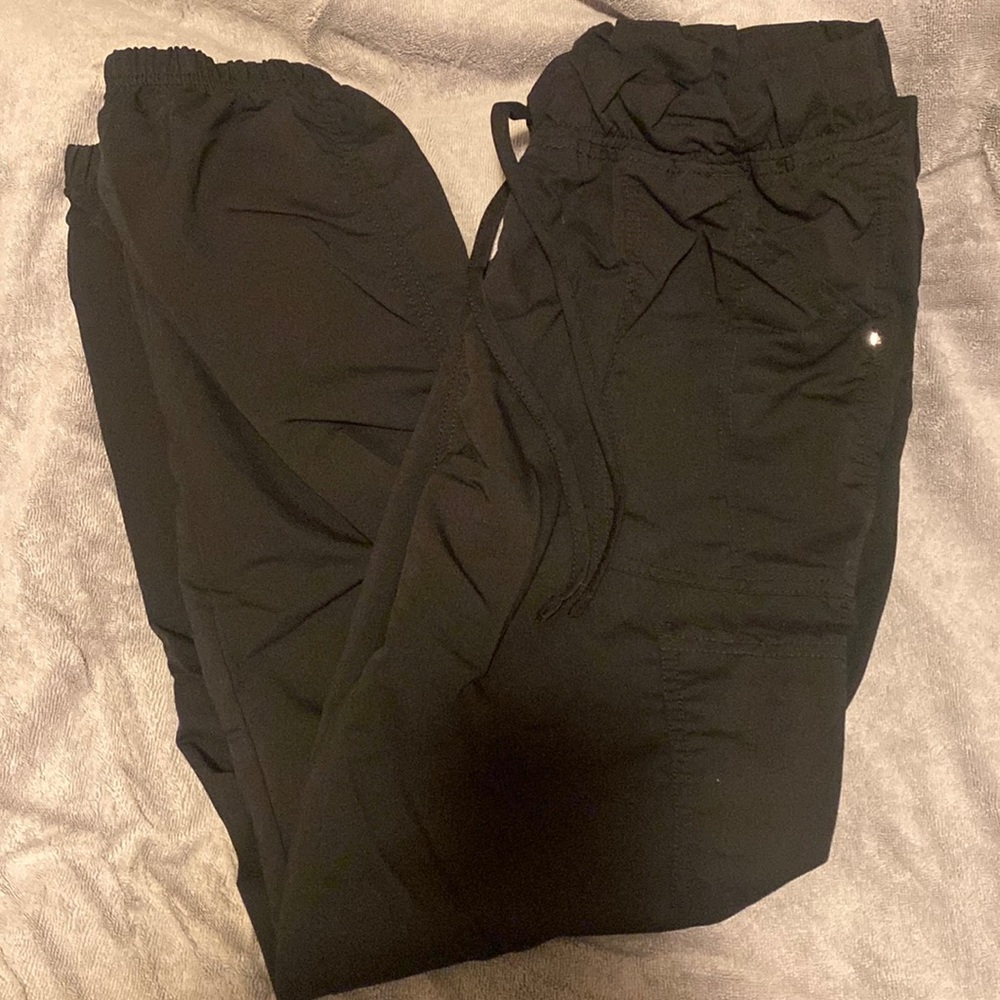 Scrub pants